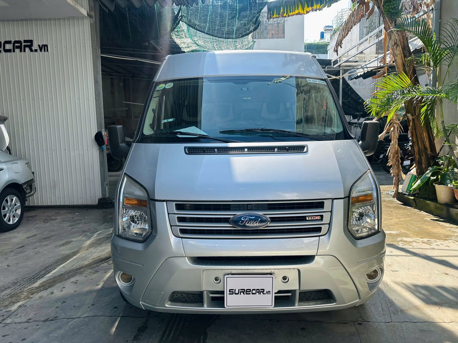 FORD TRANSIT 2.4L MT Diesel(ĐANG BÁN)