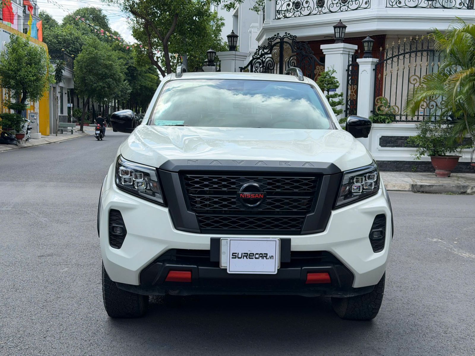 NISSAN NAVARA 2.3AT (4x4) PRO 4X nhập Thái (ĐÃ BÁN)