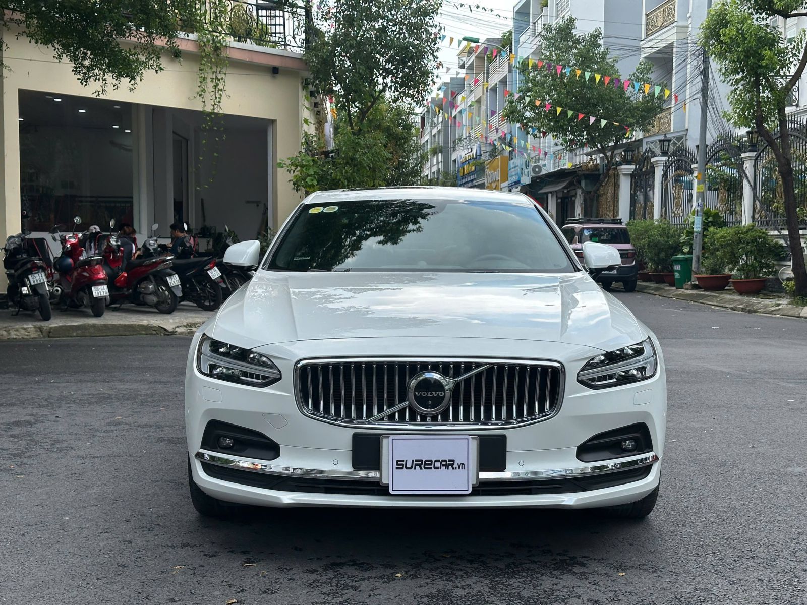 VOLVO S90 T6 AWD (ĐANG BÁN)
