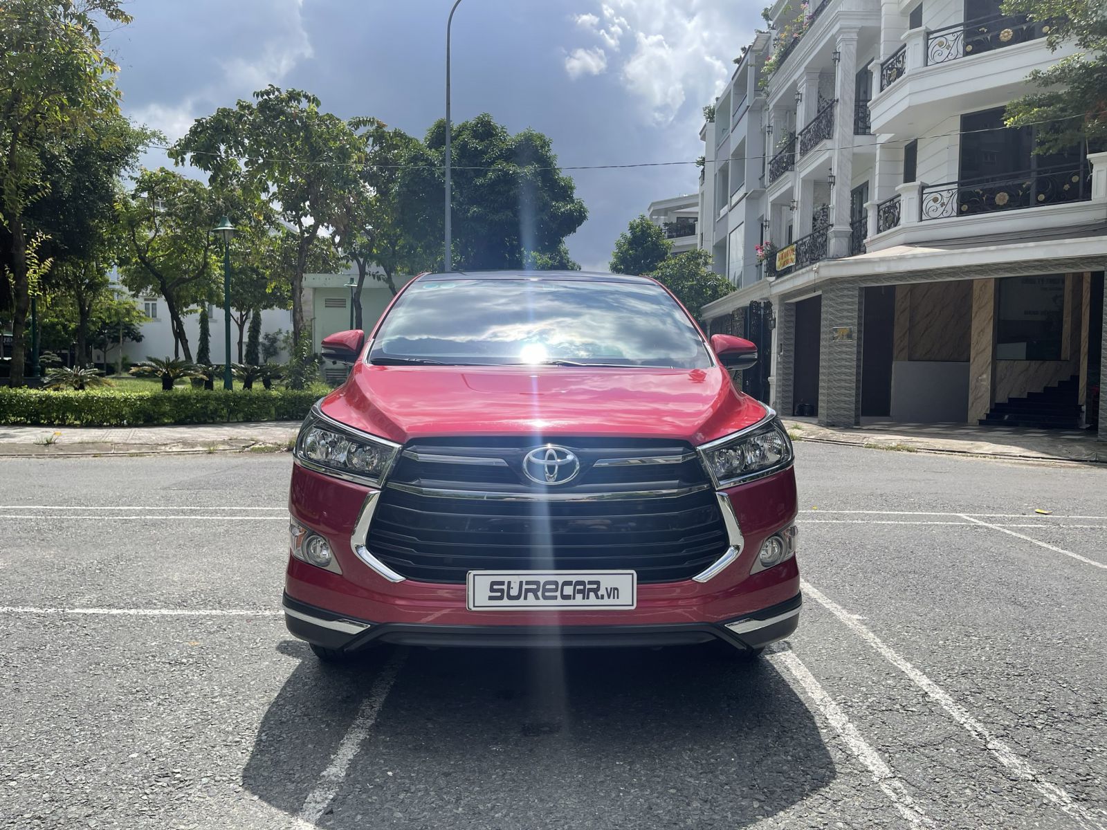 TOYOTA INNOVA VENTURER 2019